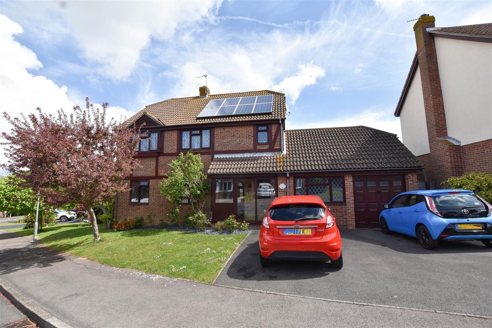 Property Details for Mendip Avenue Eastbourne East Sussex BN23 8HP